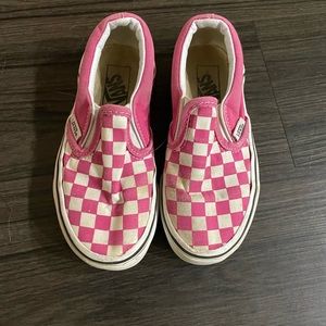 Girls size 11.5 pink checkered Vans 🛹👯‍♀️
